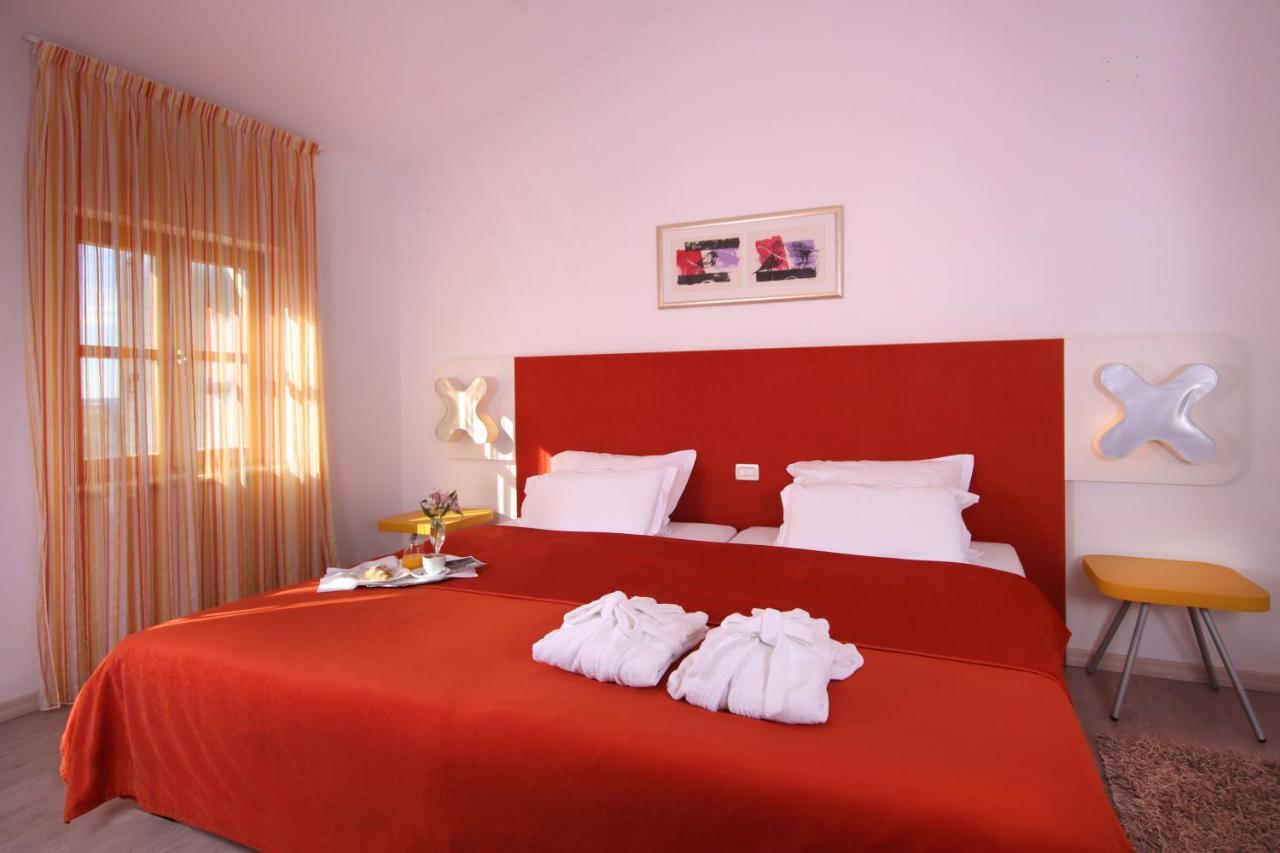 Velanera Hotel & Restaurant Šišan Kültér fotó