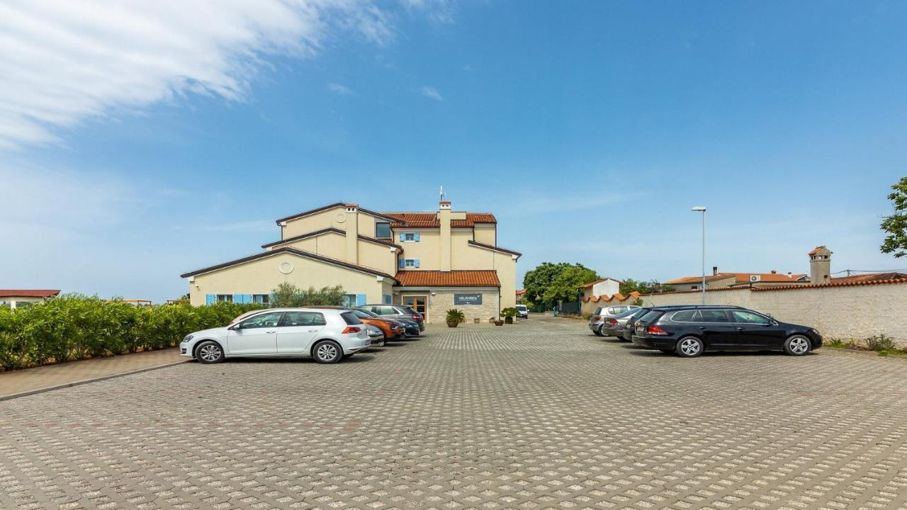 Velanera Hotel & Restaurant Šišan Kültér fotó